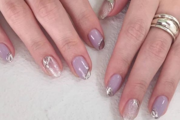 lavender Diagonal French looks fashionable