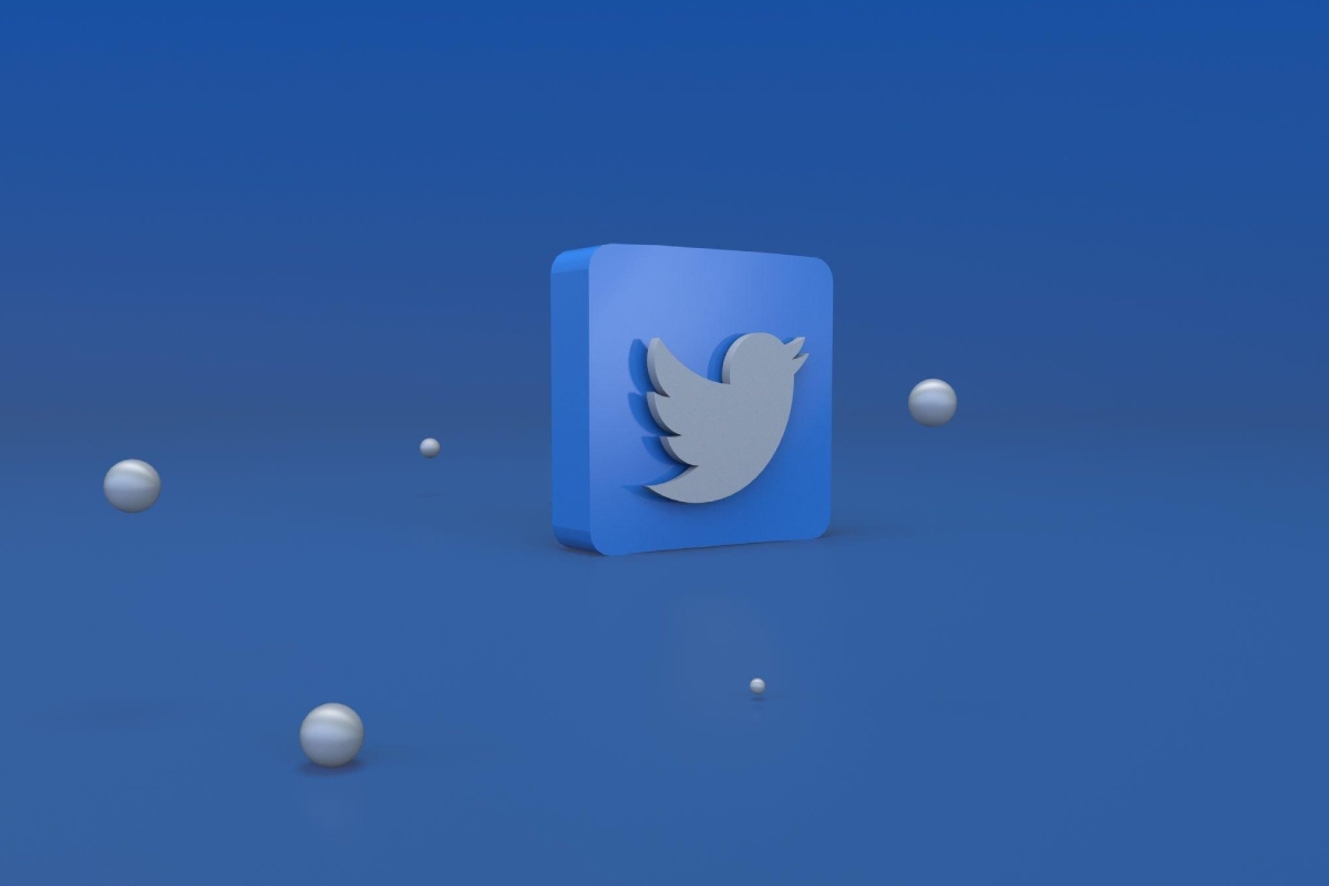 Image default