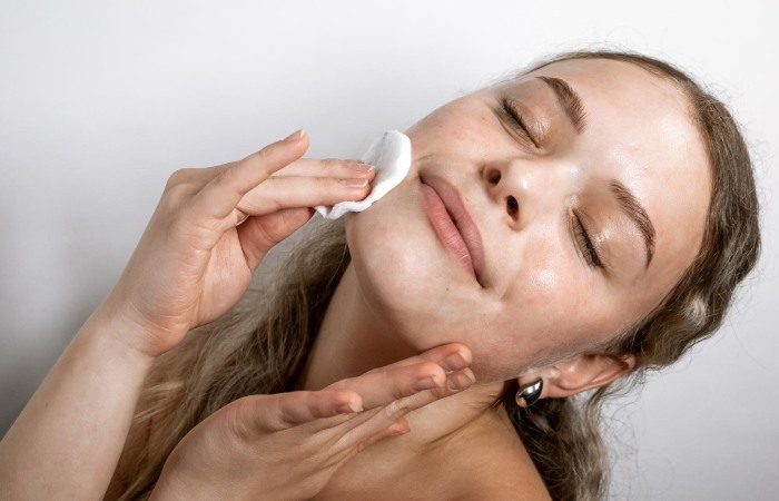 wellhealth organic morning skincare routine